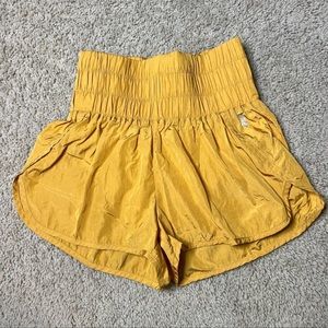 Free people Movement Shorts yellow Size S